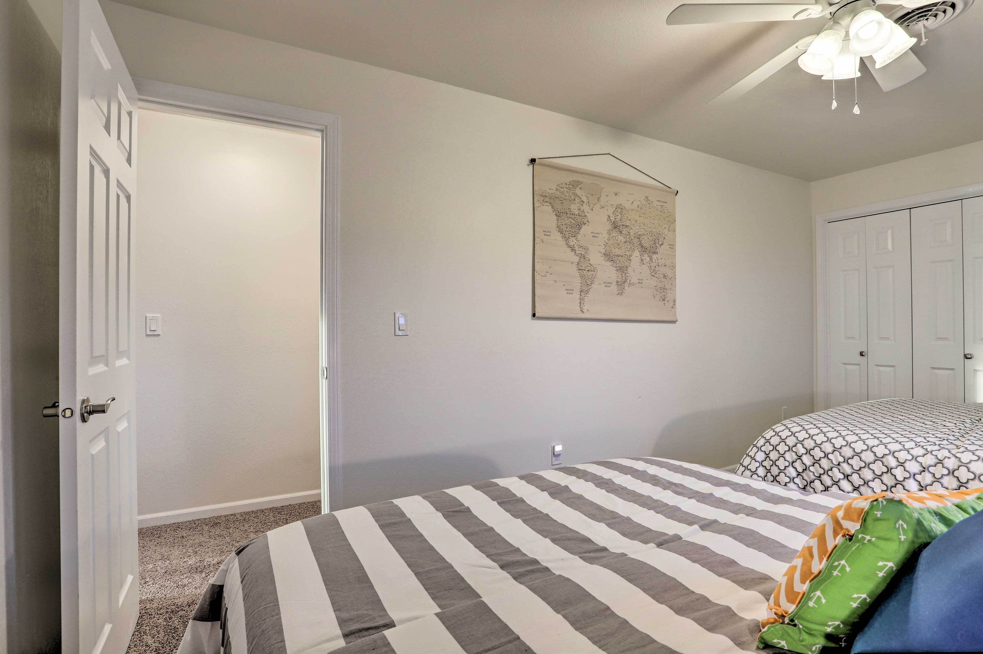 House (3 Bedrooms) | Interior