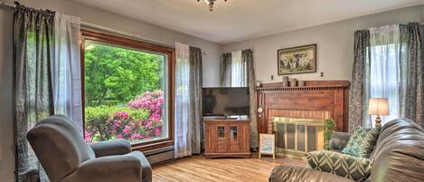House (4 Bedrooms) | Front of property