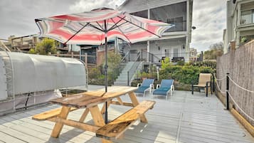 Apartment (4 Bedrooms) | Front of property