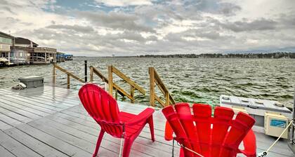 Waterfront Lake Conroe Getaway w/ Multiple Decks!