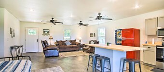 Peekaboo Water Views: Lake O' the Cherokees Cabin