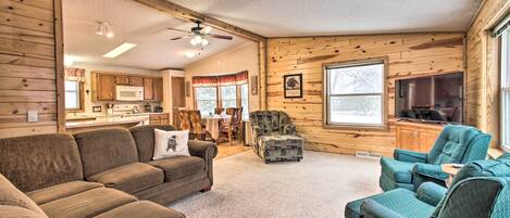 House (2 Bedrooms) | Front of property