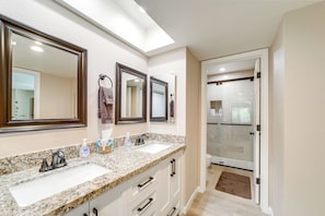 Apartment (3 Bedrooms) | Interior - Mtn-view Condo w/ Hot Tub Access in Sedona! (Sedona)