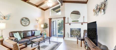 Apartment (3 Bedrooms) | Front of property