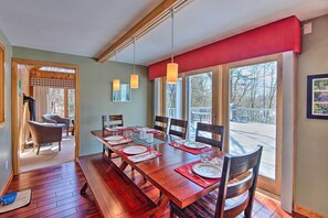 House (5 Bedrooms) | Interior