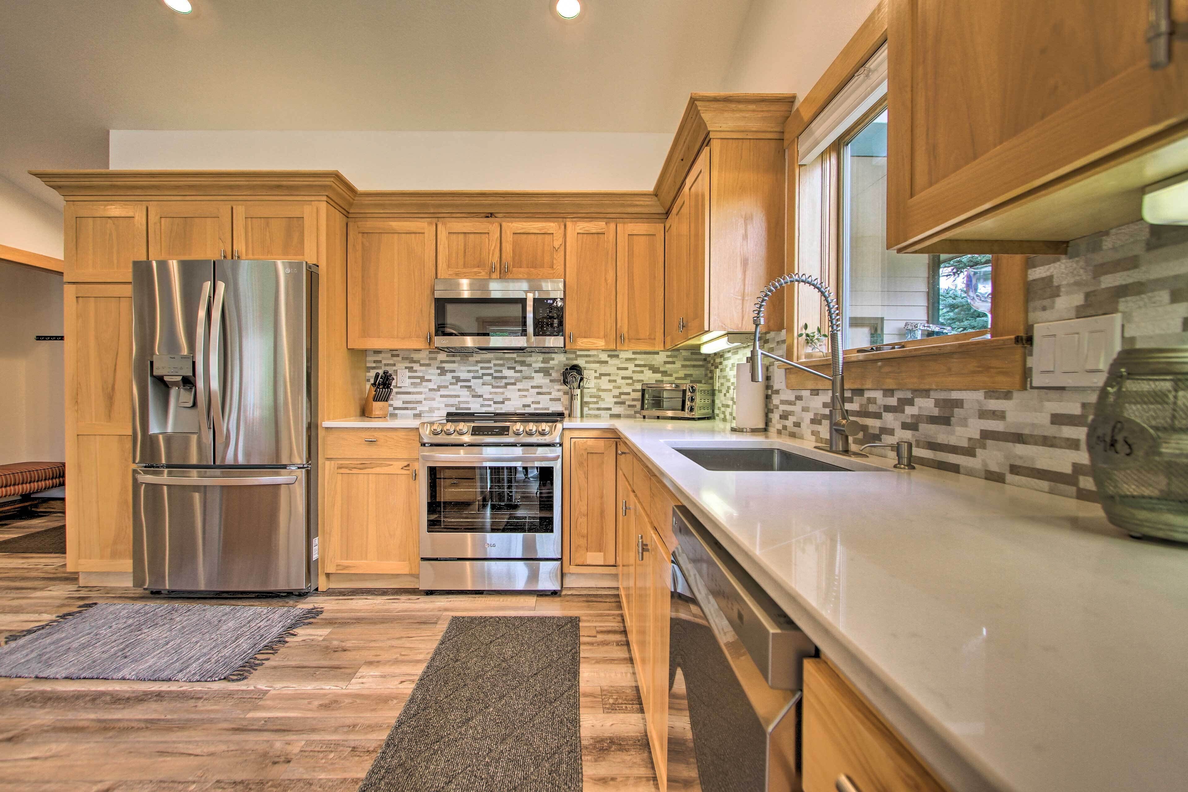 House (5 Bedrooms) | Interior