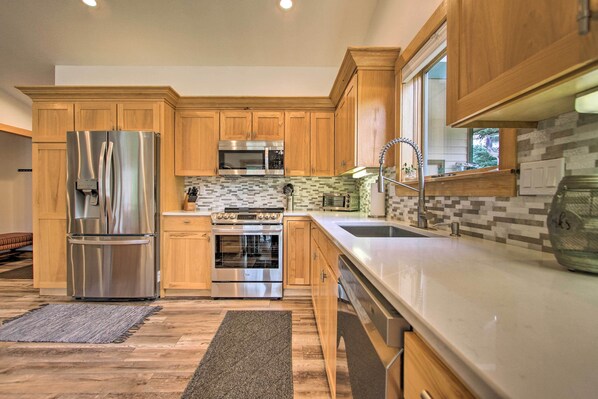 House (5 Bedrooms) | Interior - 'moose Haven' Getaway: 6 Mi to Big Sky Slopes (Big Sky)