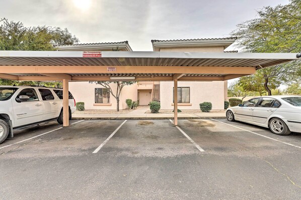 Apartment (3 Bedrooms) | Interior - Bright Phoenix Condo - 3 Mi to State Farm Stadium! (Phoenix)