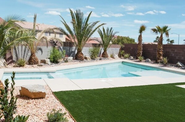 Outdoor pool, a heated pool