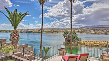 House (2 Bedrooms) | Terrace/patio