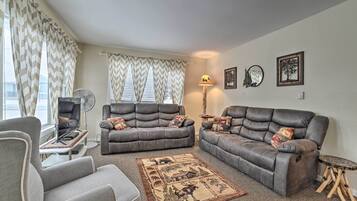 Cottage (2 Bedrooms) | Bagian depan properti