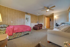 Cottage (2 Bedrooms) | Interior