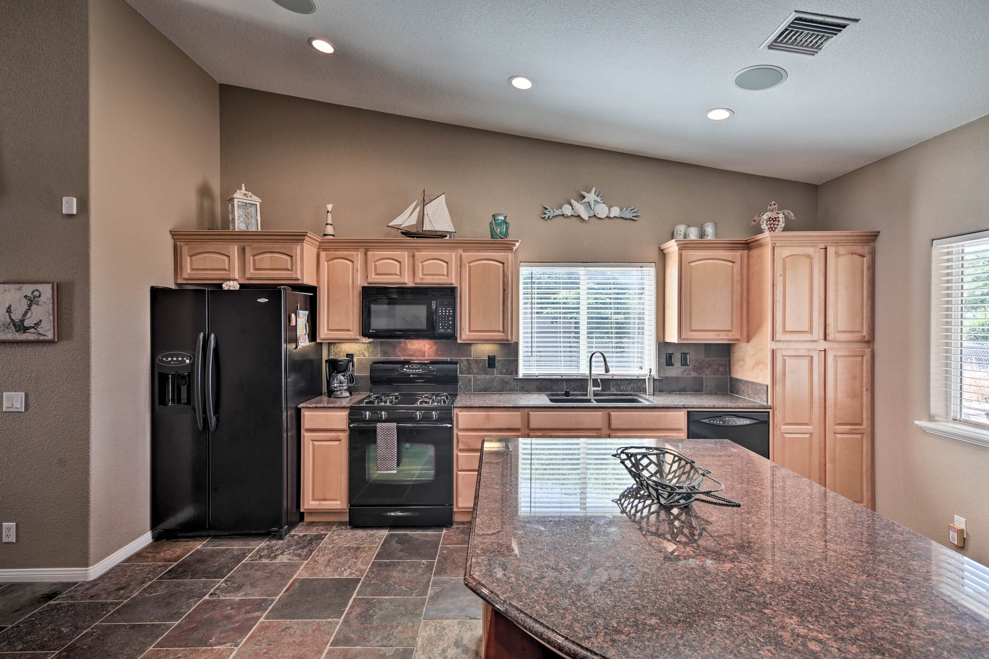 House (3 Bedrooms) | Interior