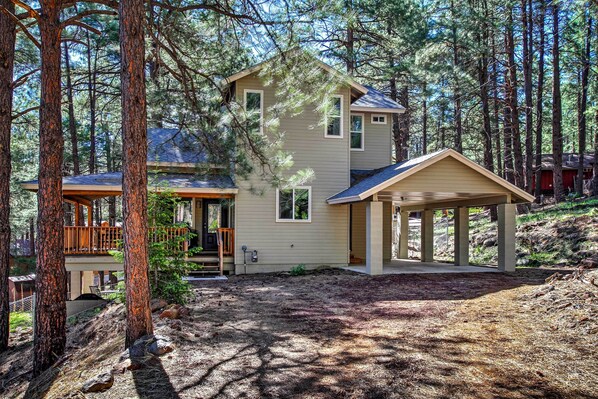House (3 Bedrooms) | Front of property