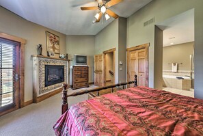 Interior - Southwind Seven Springs Home on Ski Slopes! (Champion)