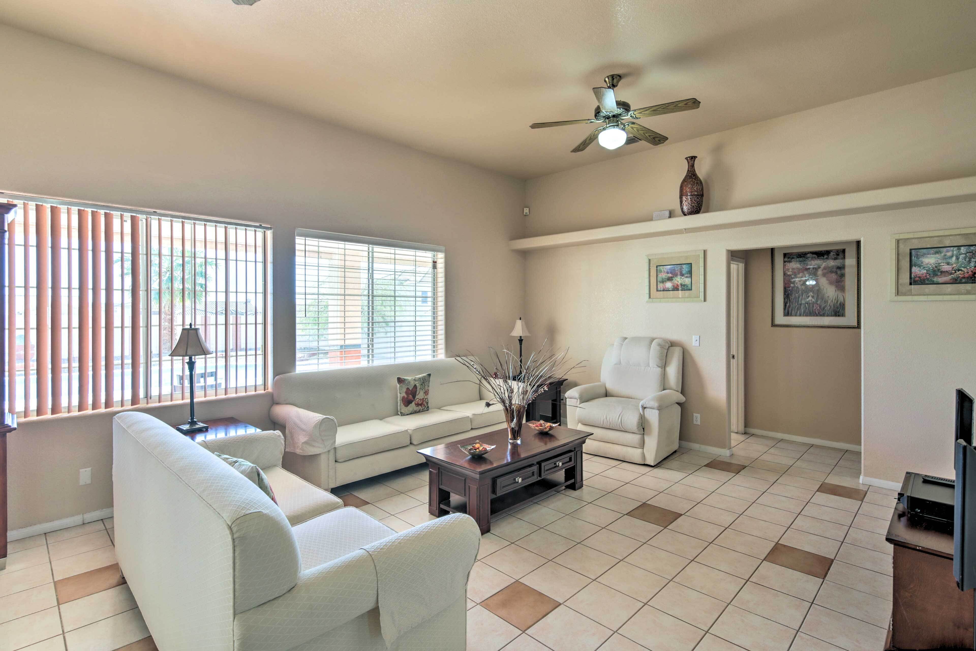 House (4 Bedrooms) | Interior