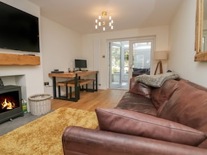 Fireplace - Ananda House (Windermere)