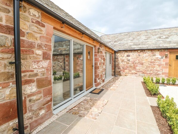 Property grounds - Brampton Cottage (Appleby-in-Westmorland)