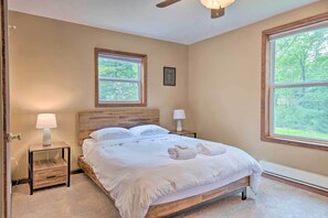 House (5 Bedrooms) | Interior - 2 Mi to Lake Harmony: Gem w/ Game Room & Deck (Lake Harmony)