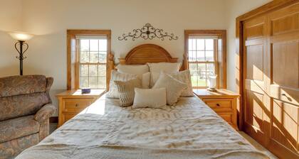 'mcjuggers Loft:' Walk to Lake, Park, Restaurants