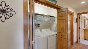 Apartemen (3 Bedrooms) | Interior