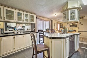 Talo (3 Bedrooms) | Sisätilat