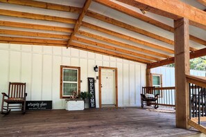 House (3 Bedrooms) | Interior - Broken Bow Home: 2 Mi to Beavers Bend State Park (Broken Bow)