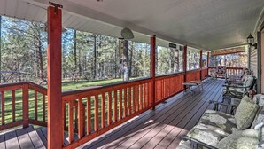 Terrace/patio - Heber-overgaard Cabin w/ Deck in National Forest! (Heber)