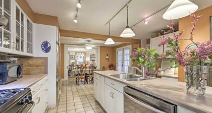 Elegant Norwich House w/ Billiards Room & Ballroom