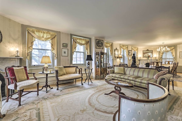 House (5 Bedrooms) | Interior
