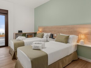 4 soverom, strykejern/-brett, internettilgang og sengetøy