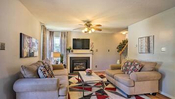 Rumah (4 Bedrooms) | Bagian depan properti