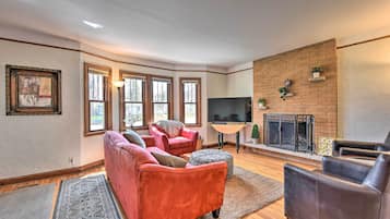 Nhà (5 Bedrooms) | Mặt tiền nơi lưu trú