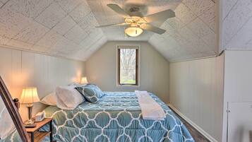 House (5 Bedrooms) | Interior