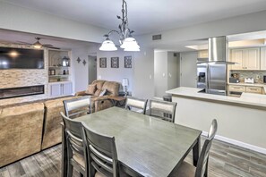 Interior - Patio & Grills: Mtn-view Home in Lake Havasu City! (Lake Havasu City)