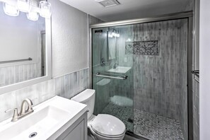 Interior - Patio & Grills: Mtn-view Home in Lake Havasu City! (Lake Havasu City)