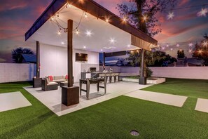 House (3 Bedrooms) | Interior - Putting Green & Gazebo: Upscale Peoria Home (Peoria)