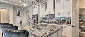 Putting Green & Gazebo: Upscale Peoria Home