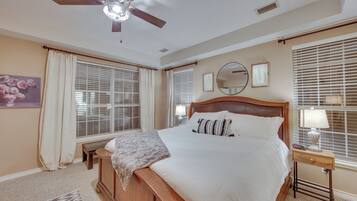 House (3 Bedrooms) | 3 bedrooms, desk, laptop workspace, iron/ironing board