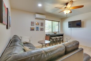 House (1 Bedroom) | Interior