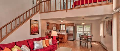 House (3 Bedrooms) | Interior