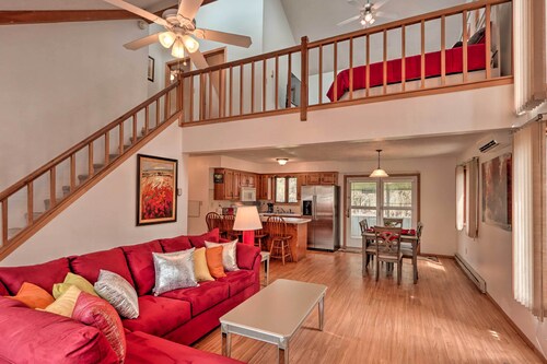 7 Mi to Big Boulder Mountain: Poconos Escape!