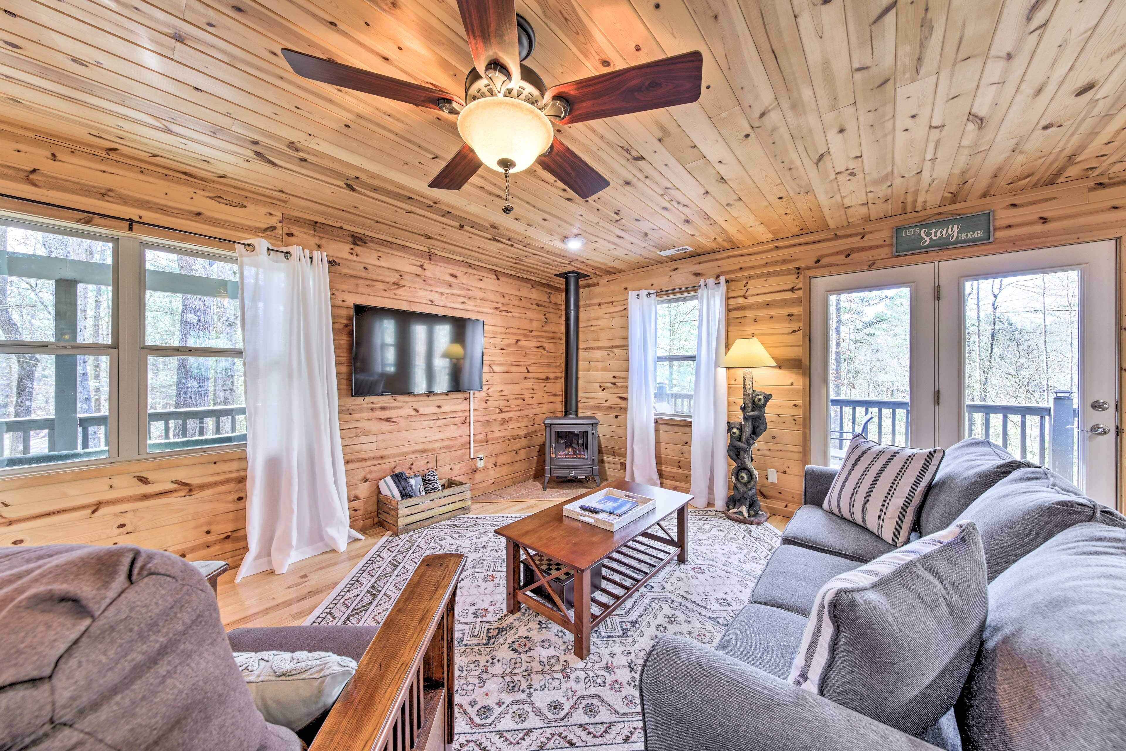 House (2 Bedrooms) | Interior