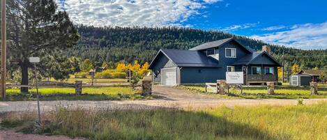 Nhà (4 Bedrooms) | Mặt tiền nơi lưu trú