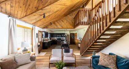 'whispering Hollow Lodge' on Greer Main St!