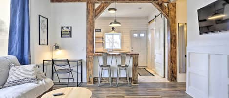 Apartment (1 Bedroom) | Interior