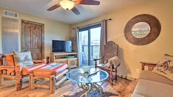 Apartment (2 Bedrooms) | Front of property