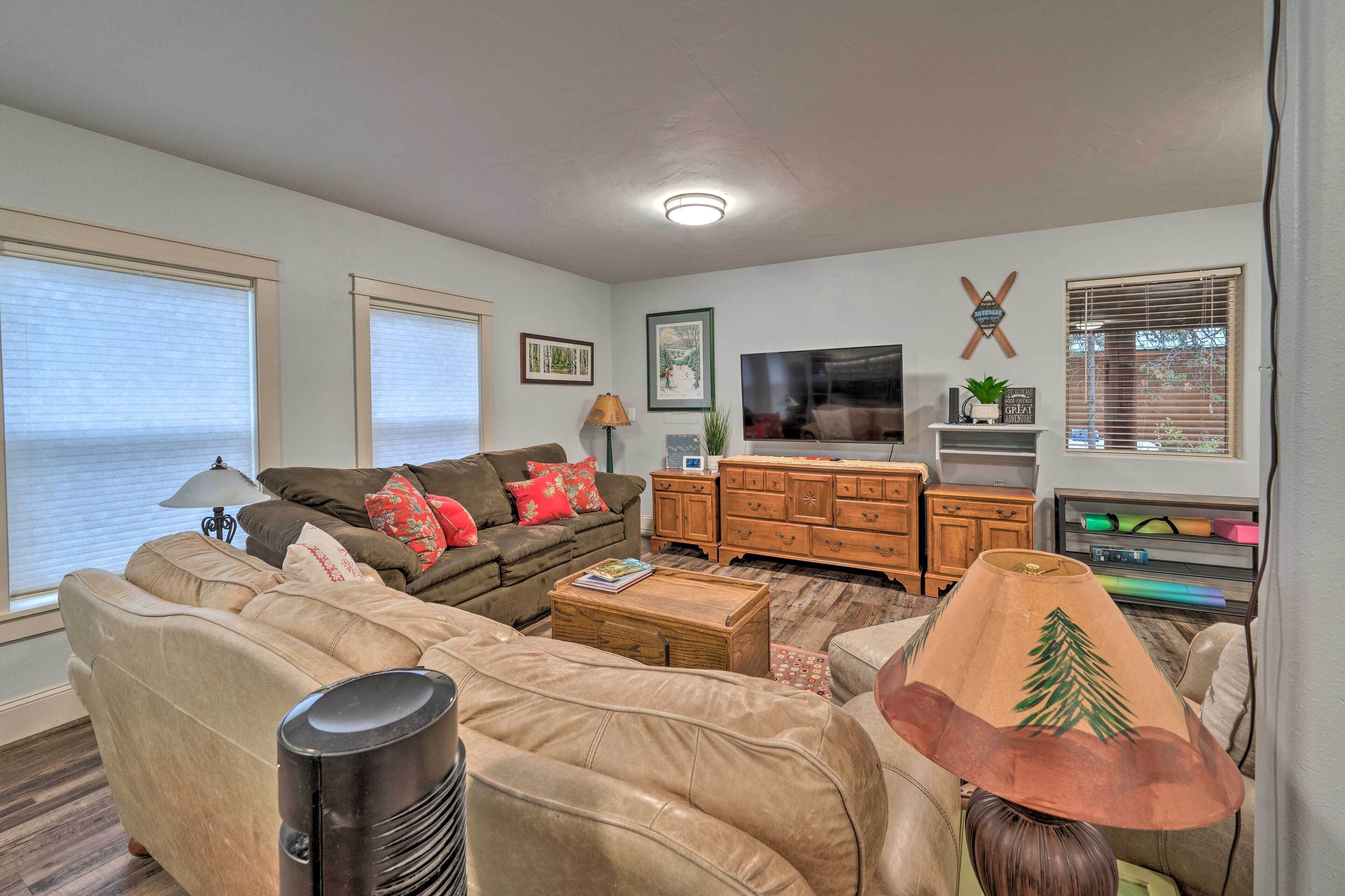 House (3 Bedrooms) | Interior