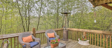 House (3 Bedrooms) | Property grounds