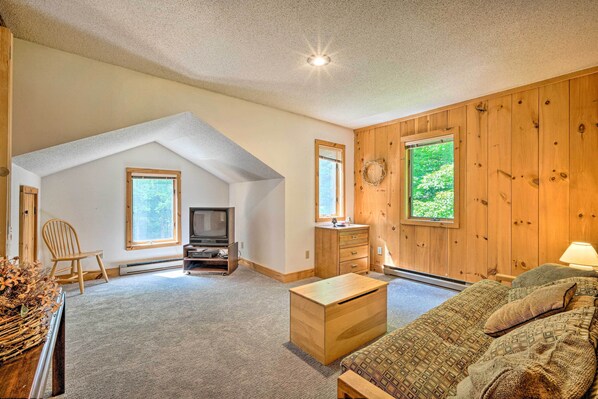 House (5 Bedrooms) | Interior